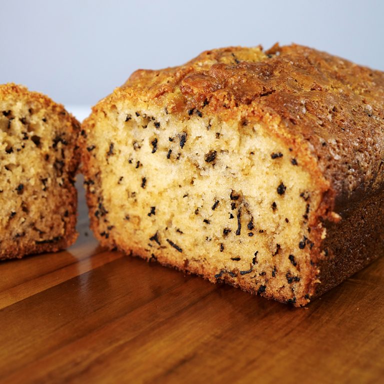 Earl Grey Tea Yogurt Cake