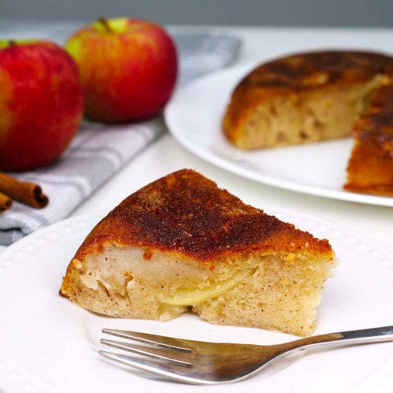 Frying Pan Apple Cake