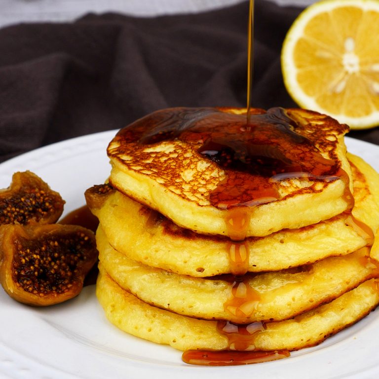 Lemon Ricotta Pancakes With Figs