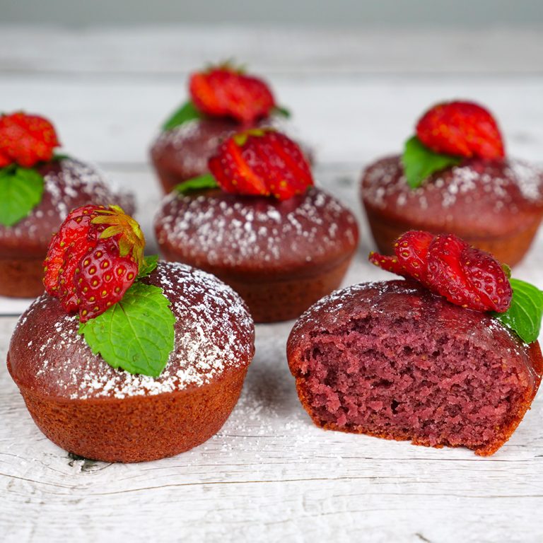 Vegan Strawberry Cupcakes