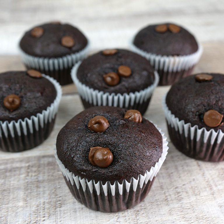 Vegan Chocolate Banana Cupcakes