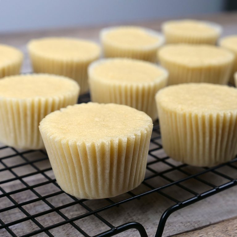 Vegan Vanilla Cupcakes in Microwave Shirley Cooking
